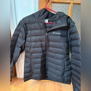 Columbia Lightweight Women’s Jacket